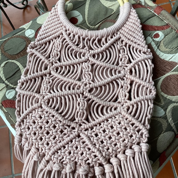 Unique Mauve Pink Macrame Boho Tassel Loop Handle Handbag - Picture 9 of 9